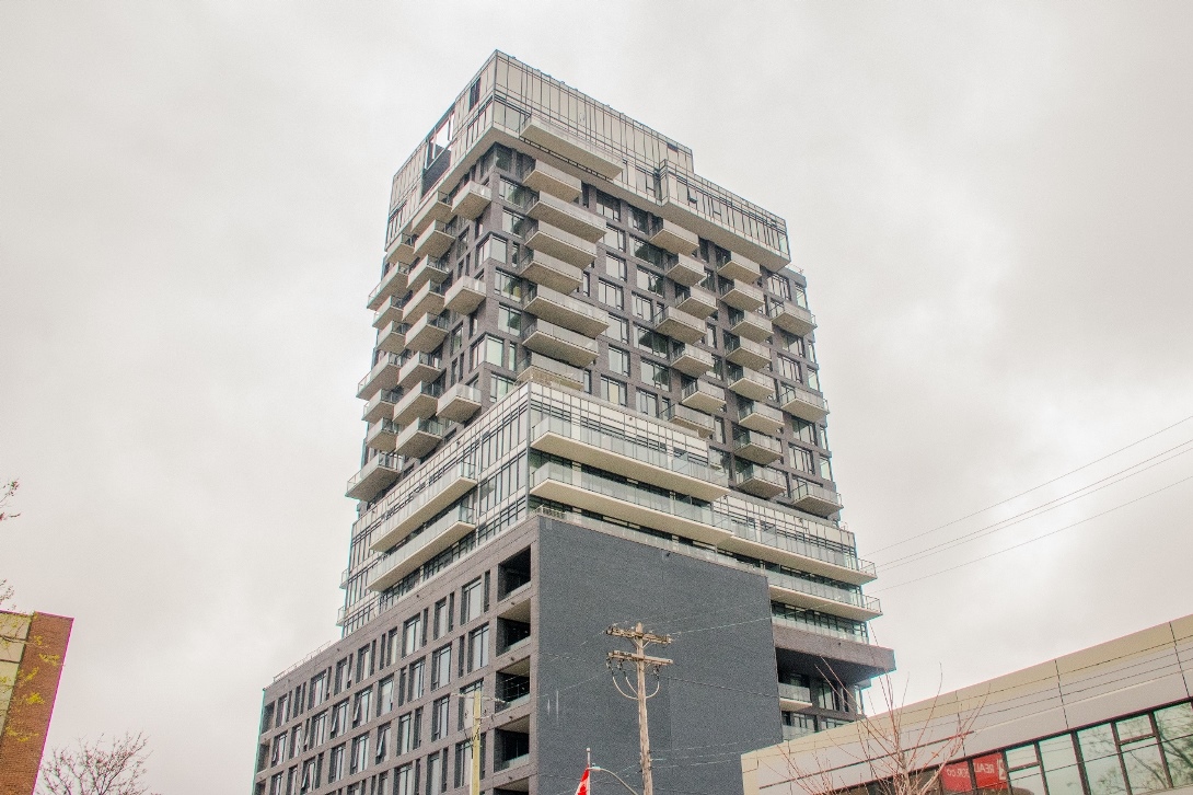203 Catherine Street unit 804 - 1
